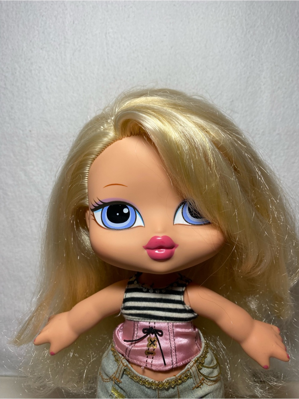 Bratz Big Babyz Pampered Pupz Cloe Doll Retired MGA Entertainment 13” Clothes - Picture 2 of 12